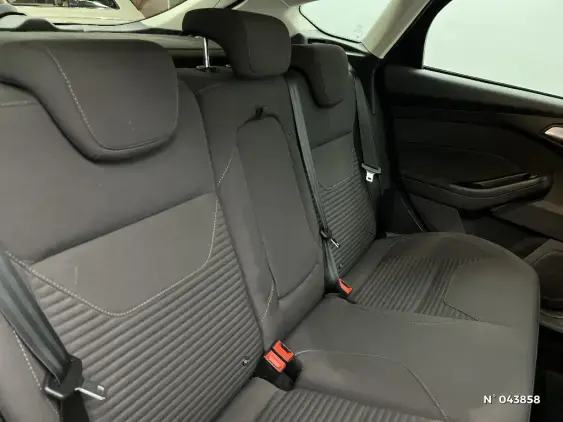 FORD FOCUS III - voiture d'occasion - Photo 11