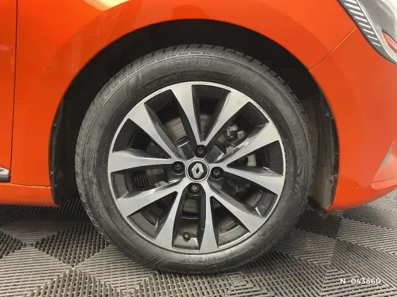 RENAULT CLIO V - voiture d'occasion - Photo 8