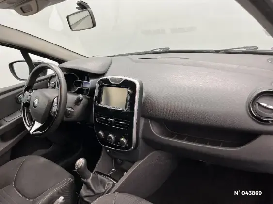 RENAULT CLIO IV - voiture d'occasion - Photo 10