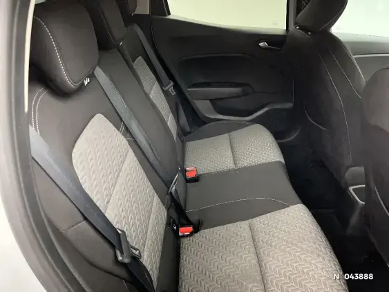 RENAULT CLIO V - voiture d'occasion - Photo 11