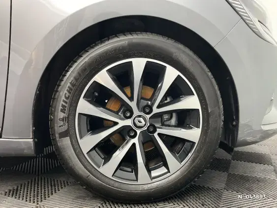 RENAULT CLIO V - voiture d'occasion - Photo 8