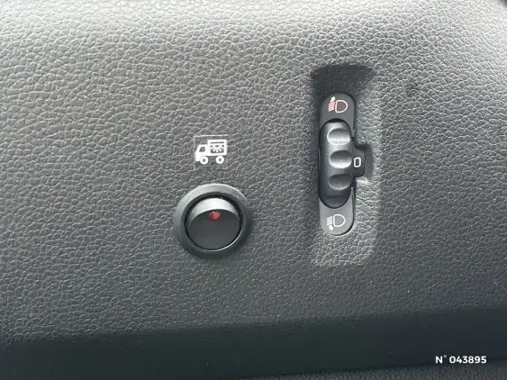 RENAULT MASTER III - voiture d'occasion - Photo 15