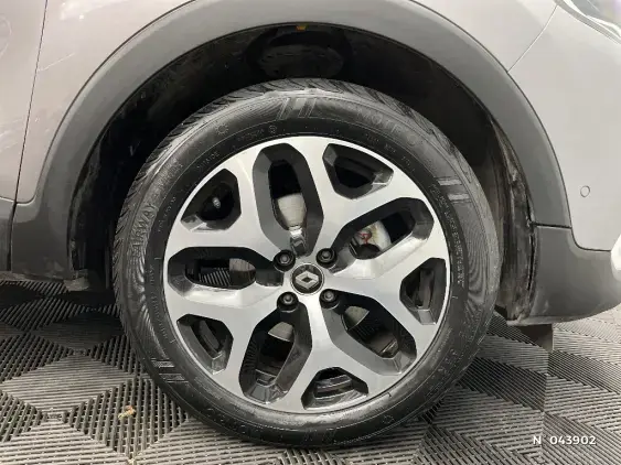 RENAULT CAPTUR - voiture d'occasion - Photo 8