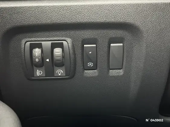 RENAULT CAPTUR - voiture d'occasion - Photo 15