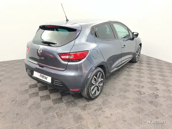 RENAULT CLIO IV - voiture d'occasion - Photo 4