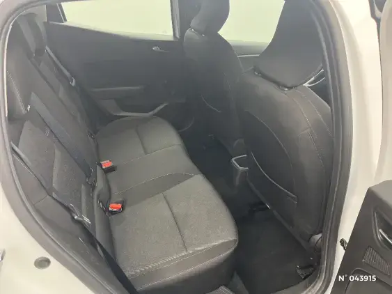 RENAULT CLIO V - voiture d'occasion - Photo 11