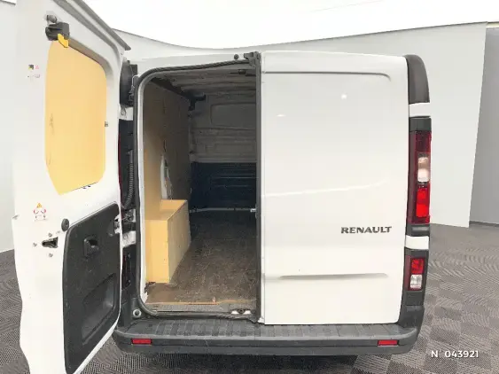 RENAULT TRAFIC FG III - voiture d'occasion - Photo 7