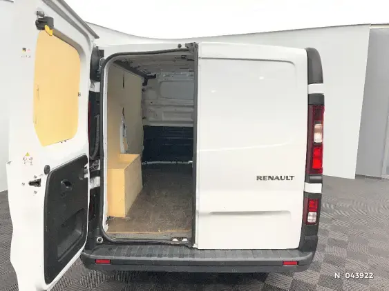 RENAULT TRAFIC FG III - voiture d'occasion - Photo 7