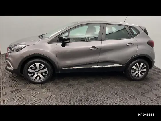 RENAULT CAPTUR - voiture d'occasion - Photo 2