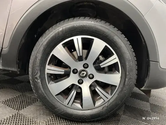 RENAULT CAPTUR - voiture d'occasion - Photo 8