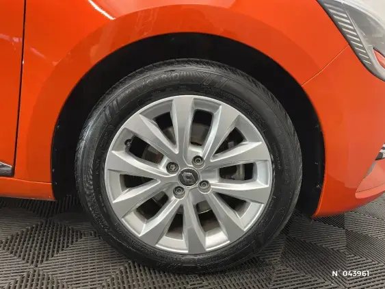 RENAULT CLIO V - voiture d'occasion - Photo 8
