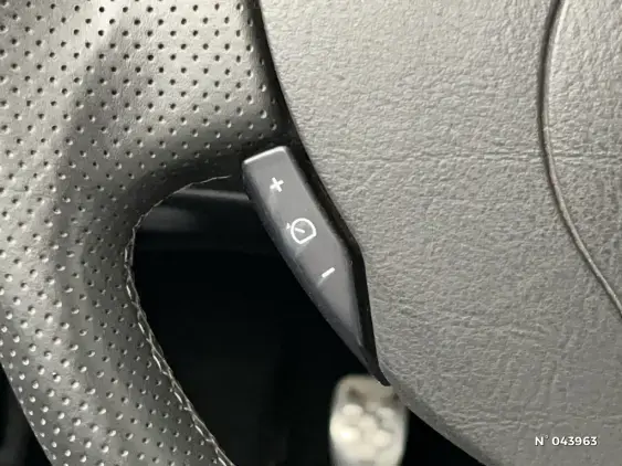 RENAULT TWINGO II - voiture d'occasion - Photo 14