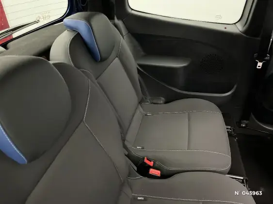 RENAULT TWINGO II - voiture d'occasion - Photo 11