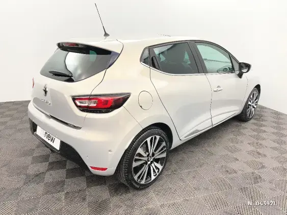 RENAULT CLIO IV - voiture d'occasion - Photo 4