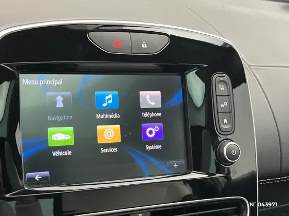 RENAULT CLIO IV - voiture d'occasion - Photo 13