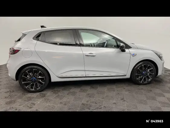 RENAULT CLIO V - voiture d'occasion - Photo 5