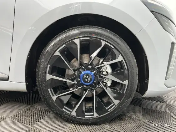 RENAULT CLIO V - voiture d'occasion - Photo 8