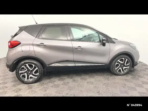 RENAULT CAPTUR - voiture d'occasion - Photo 5