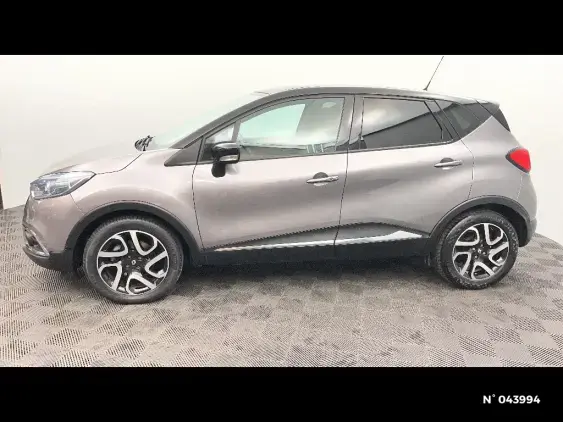 RENAULT CAPTUR - voiture d'occasion - Photo 2