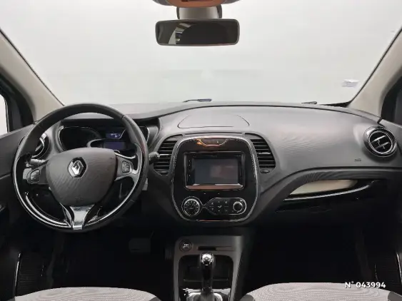 RENAULT CAPTUR - voiture d'occasion - Photo 9