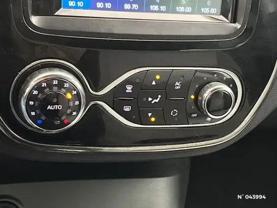 RENAULT CAPTUR - voiture d'occasion - Photo 14