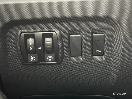 RENAULT CAPTUR - voiture d'occasion - Photo 15