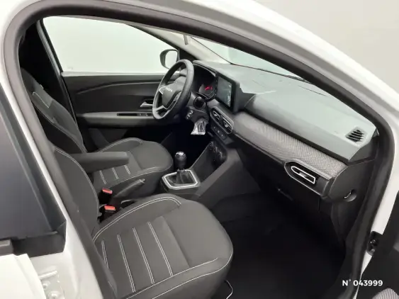 DACIA SANDERO III - voiture d'occasion - Photo 10