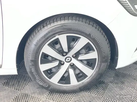 RENAULT CLIO V - voiture d'occasion - Photo 8