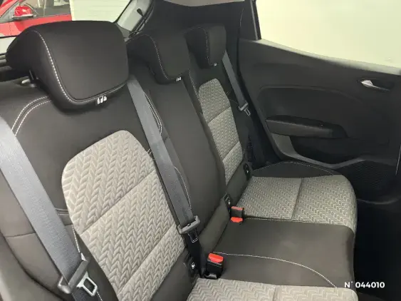 RENAULT CLIO V - voiture d'occasion - Photo 11