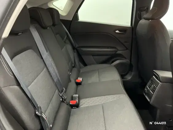 RENAULT CAPTUR II - voiture d'occasion - Photo 11