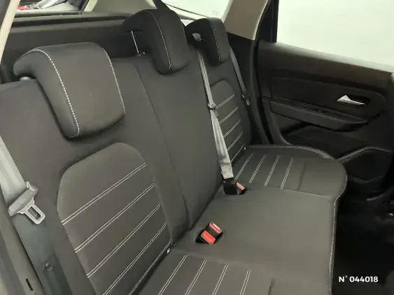 DACIA DUSTER II - voiture d'occasion - Photo 11