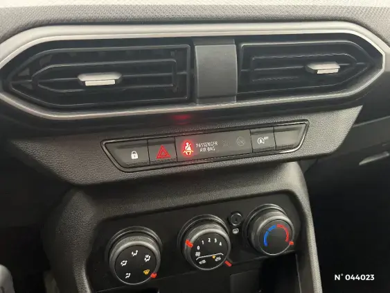 DACIA SANDERO III - voiture d'occasion - Photo 13