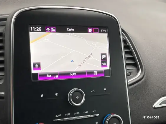 RENAULT SCENIC IV - voiture d'occasion - Photo 13