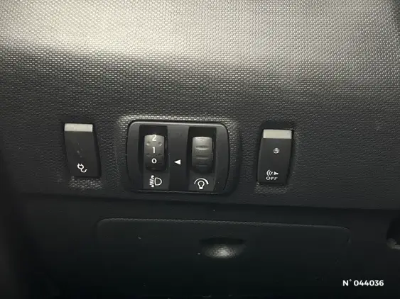 RENAULT ZOE - voiture d'occasion - Photo 15