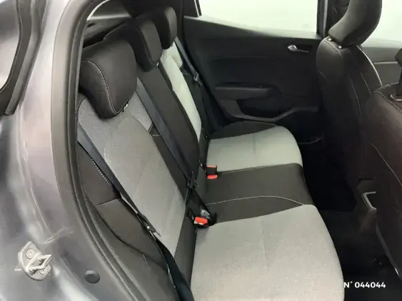 RENAULT CLIO V - voiture d'occasion - Photo 11