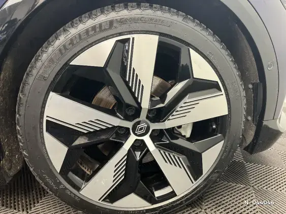 RENAULT MEGANE V - voiture d'occasion - Photo 8