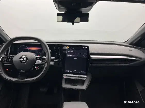 RENAULT MEGANE V - voiture d'occasion - Photo 9