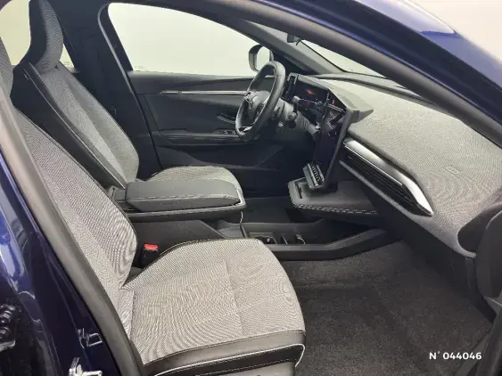 RENAULT MEGANE V - voiture d'occasion - Photo 10