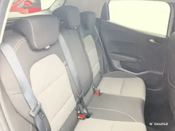 RENAULT CLIO V - voiture d'occasion - Photo 11