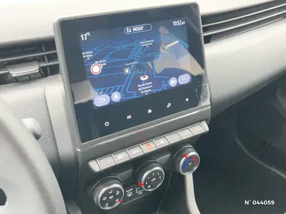 RENAULT CLIO V - voiture d'occasion - Photo 13