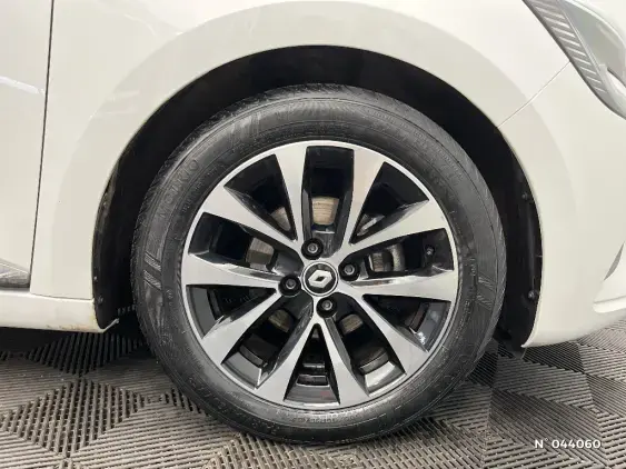 RENAULT CLIO V - voiture d'occasion - Photo 8