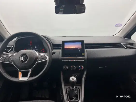 RENAULT CLIO V - voiture d'occasion - Photo 8