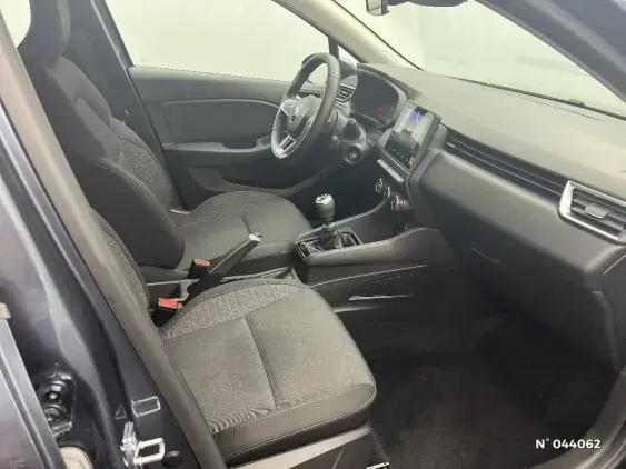 RENAULT CLIO V - voiture d'occasion - Photo 9