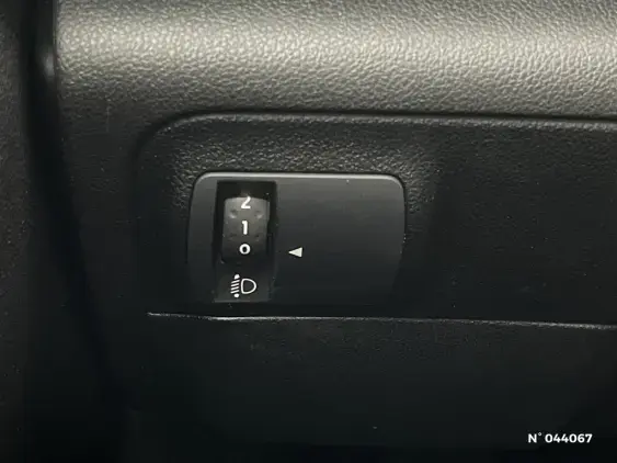 RENAULT MEGANE IV - voiture d'occasion - Photo 15