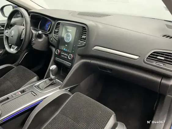 RENAULT MEGANE IV - voiture d'occasion - Photo 10