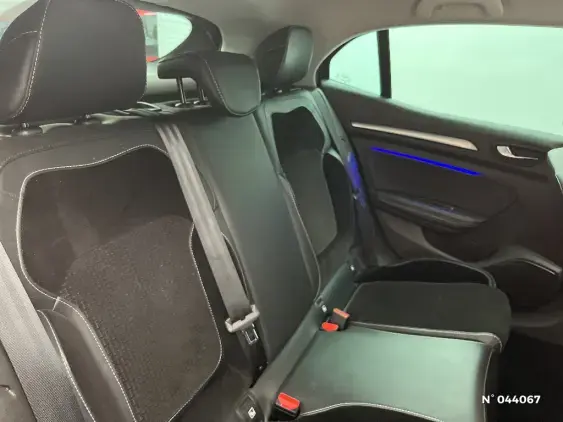 RENAULT MEGANE IV - voiture d'occasion - Photo 11