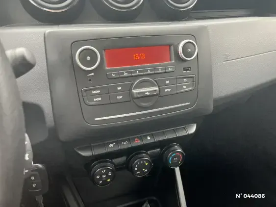 DACIA DUSTER II - voiture d'occasion - Photo 13