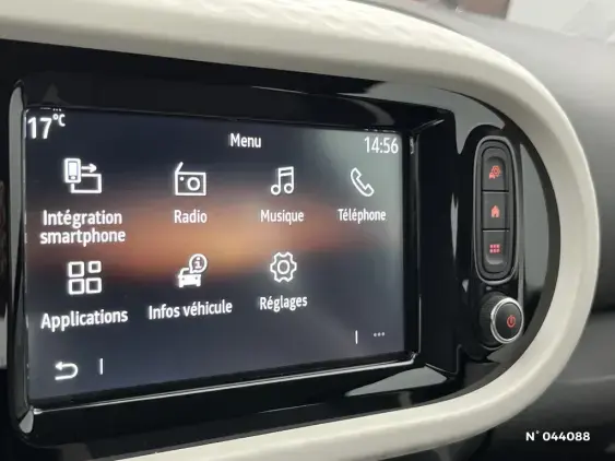 RENAULT TWINGO ELECTRIQUE III - voiture d'occasion - Photo 13