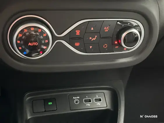 RENAULT TWINGO ELECTRIQUE III - voiture d'occasion - Photo 14