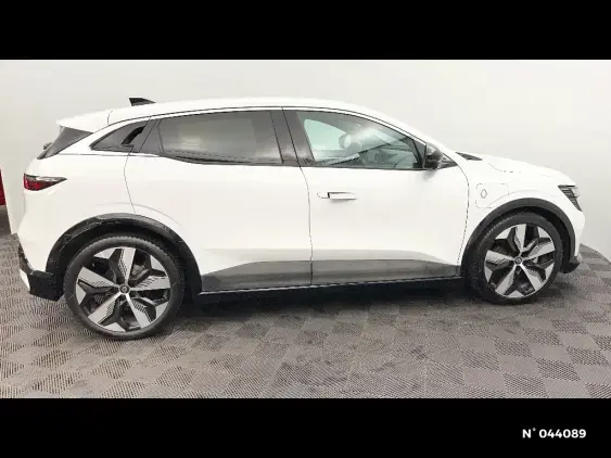 RENAULT MEGANE V - voiture d'occasion - Photo 5